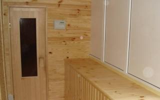 Sauna na vlastním balkoně: jak ji zařídit a jaké materiály použít