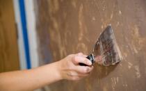 Masticage des murs : choix des matériaux, technologie, procédé et coût des travaux